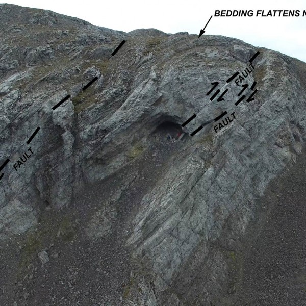 Tunnel-Cave-geology